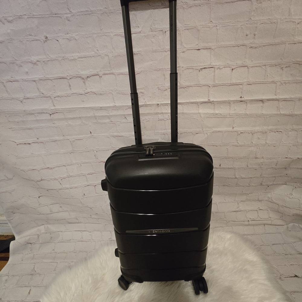 Samsonite Black Men's Travel Luggage